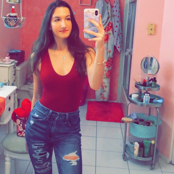 Meet your Posher, Alexandra - Picture 1 of 1